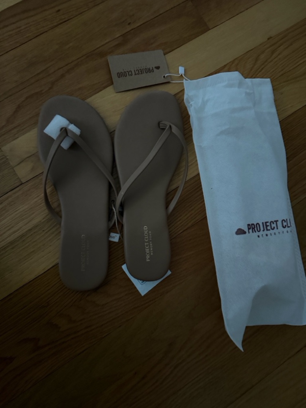 Project Cloud Flip Flops - Picture 2 of 2